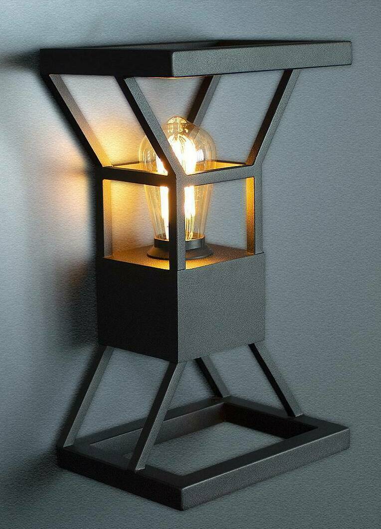 Виробництво настінних українських світильників. Український дизайн світильника - КОГ груп Настінний світильник (Бра). Метал чорного кольору - KOG group